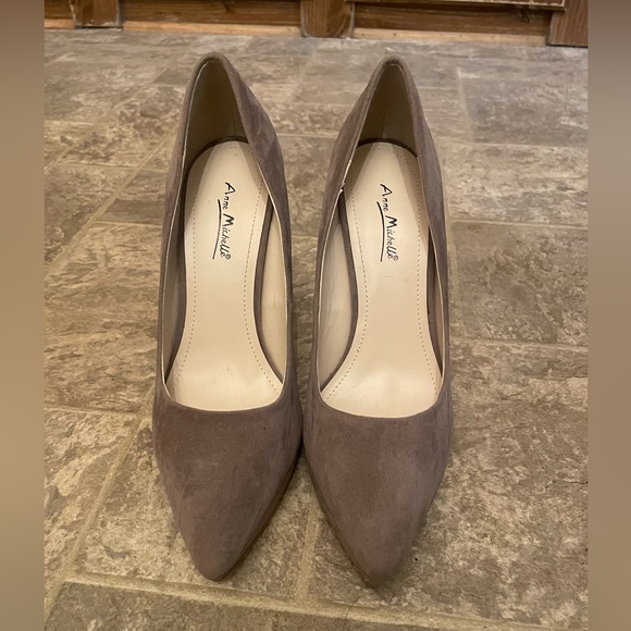 Anne Michelle Heels - Picture 1 of 3